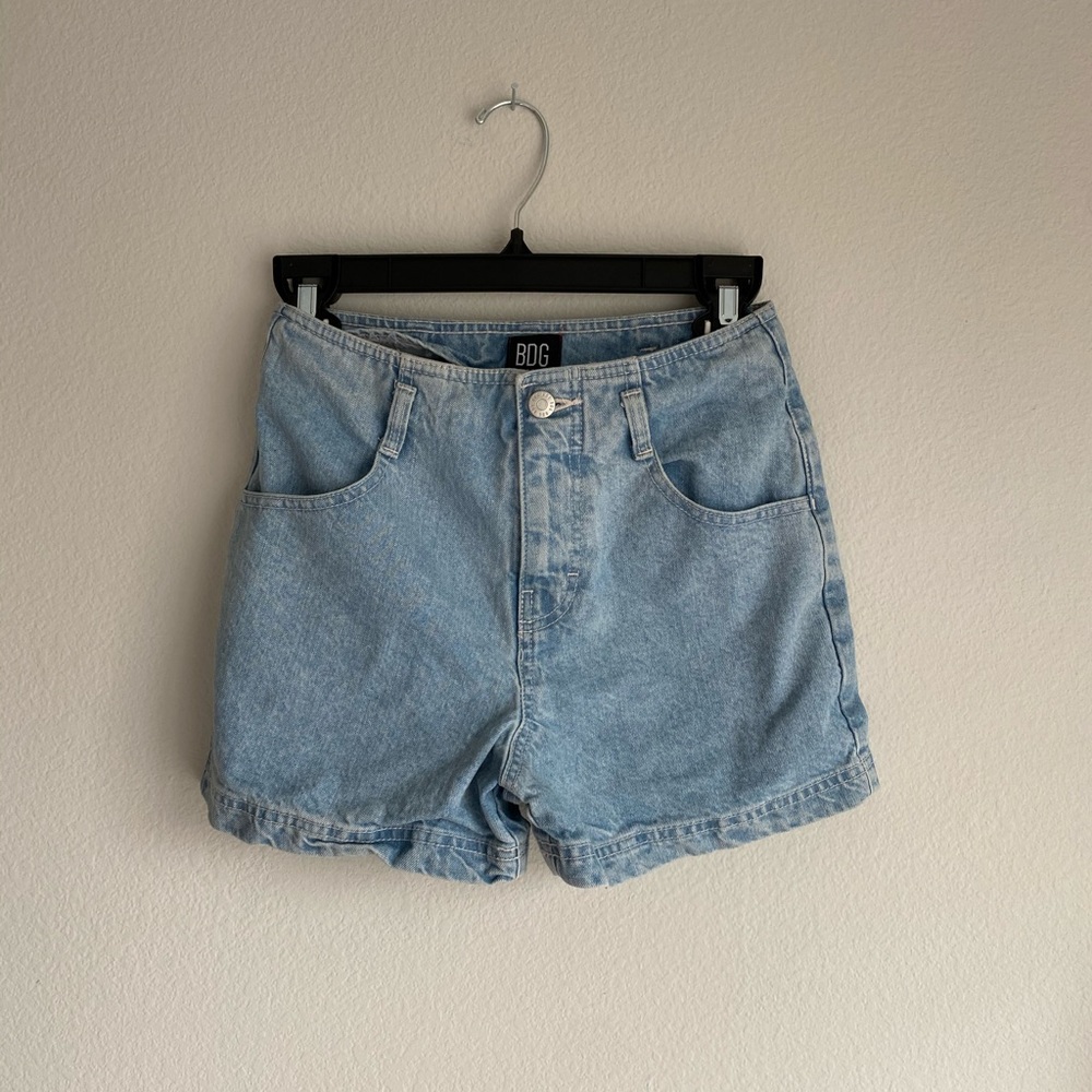 BDG 90’s shorts
